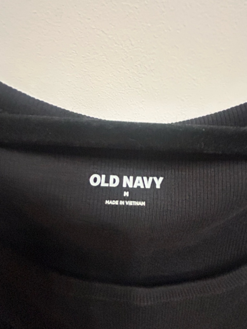 Set of 2-Old Navy Black Cropped Tank Top - Women's Ribbed Scoop Neck - Picture 3 of 3